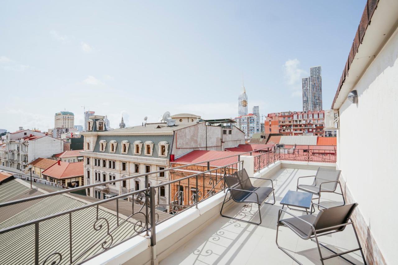 West Apart Hotel Batumi Bagian luar foto