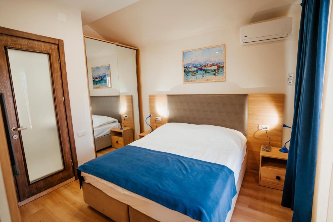 West Apart Hotel Batumi Bagian luar foto