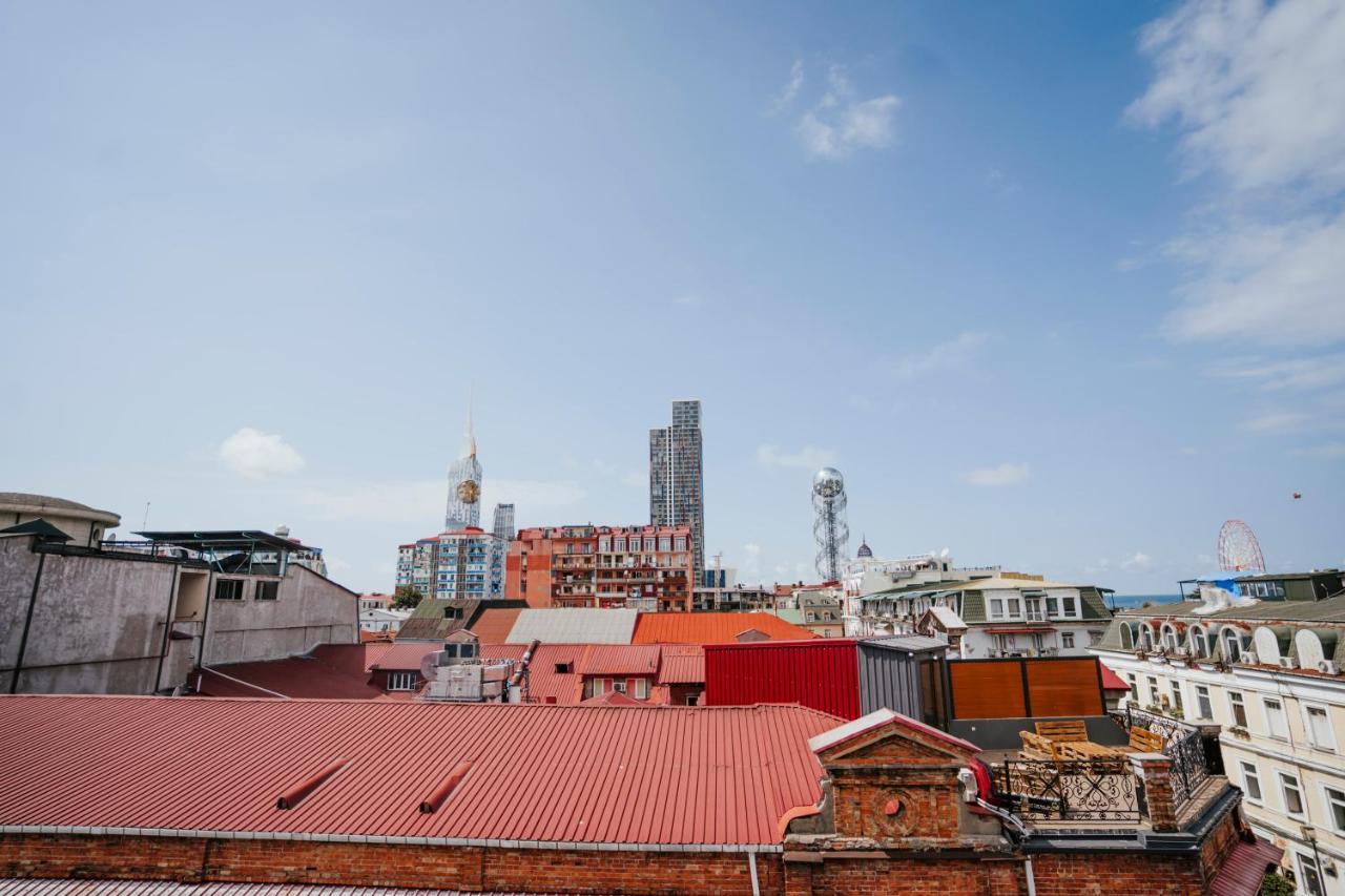West Apart Hotel Batumi Bagian luar foto